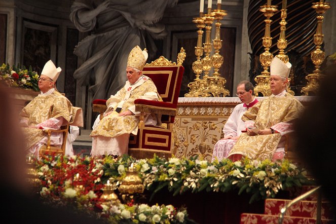 Francesco a pápež - Z filmu - papež Benedikt XVI.