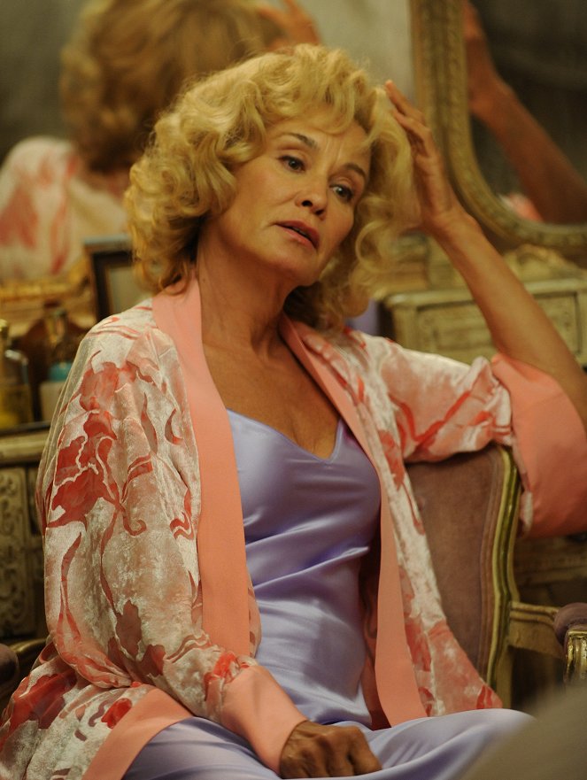 American Horror Story - Votrelci v dome - Z filmu - Jessica Lange