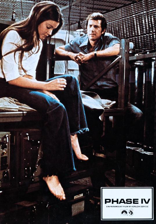 Phase IV - Lobby Cards - Lynne Frederick, Michael Murphy