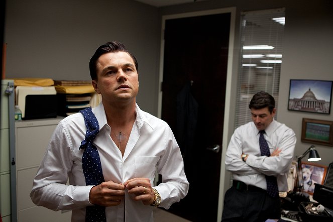 Wilk z Wall Street - Z filmu - Leonardo DiCaprio, Kyle Chandler