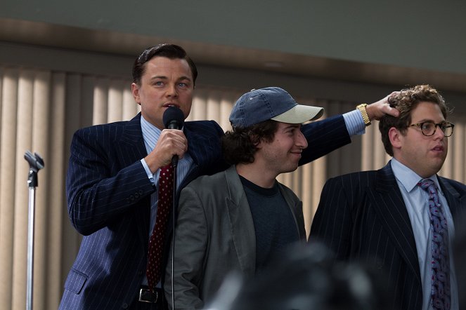 Vlk z Wall Street - Z filmu - Leonardo DiCaprio, Jake Hoffman, Jonah Hill