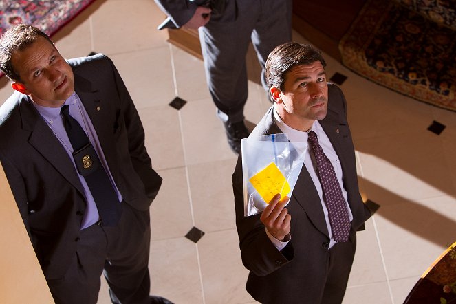 The Wolf of Wall Street - Photos - Kyle Chandler