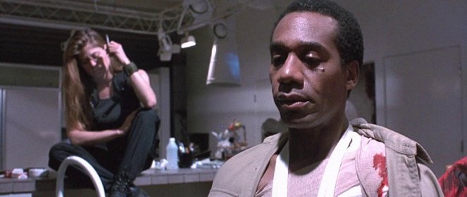 Terminator 2: Tuomion päivä - Kuvat elokuvasta - Linda Hamilton, Joe Morton