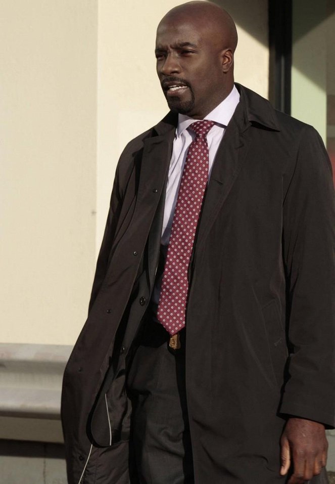 The Following - Season 1 - Love Hurts - Photos - Mike Colter