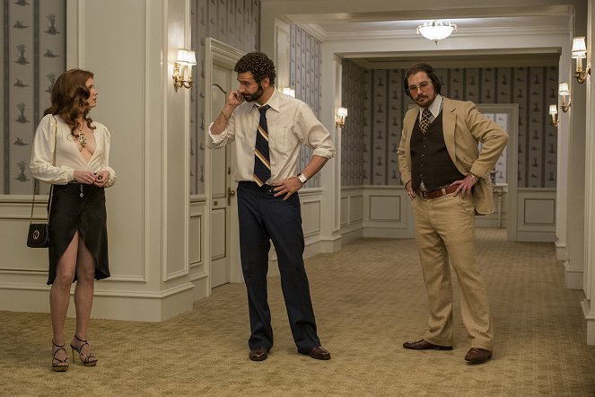 American Hustle - Filmfotos - Amy Adams, Bradley Cooper, Christian Bale