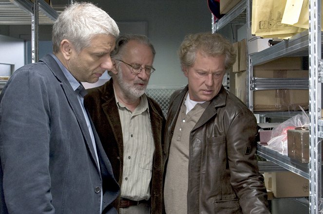 Tatort - Der oide Depp - Filmfotos - Udo Wachtveitl, Fred Stillkrauth, Miroslav Nemec