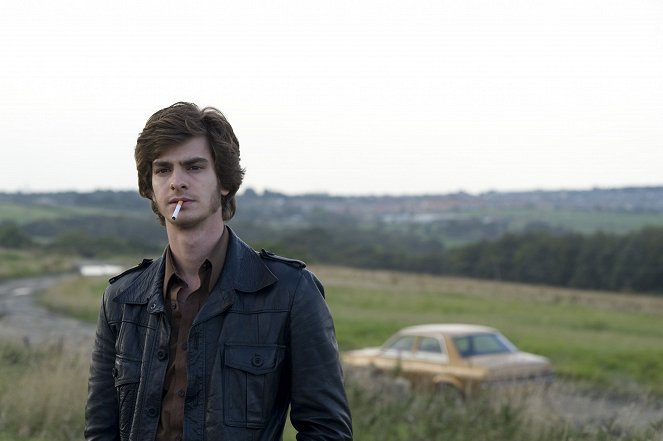 Red Riding: In the Year of Our Lord 1974 - Do filme - Andrew Garfield