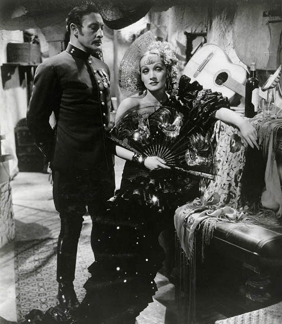 Lionel Atwill, Marlene Dietrich