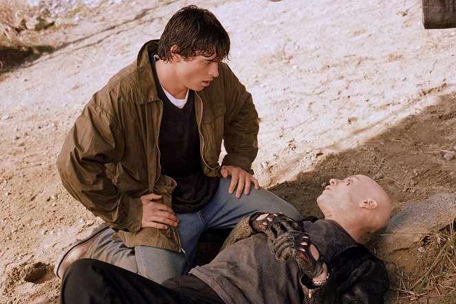 Smallville - Season 1 - Pilot - Filmfotos - Tom Welling, Michael Rosenbaum