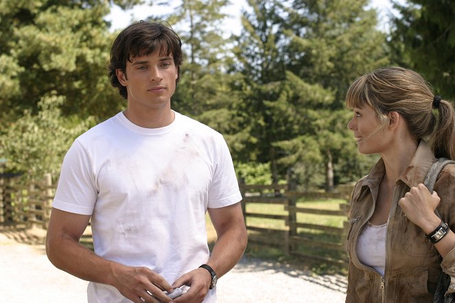 Smallville - Gone - Photos - Tom Welling, Erica Durance