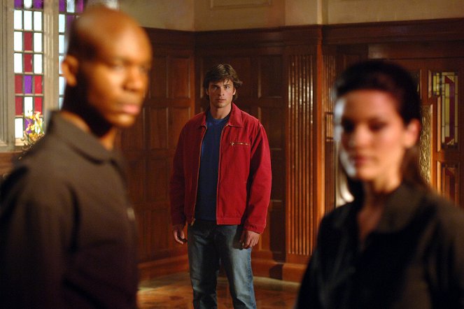 Tajemnice Smallville - Season 5 - Przybycie - Z filmu - Tom Welling