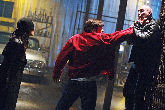 Smallville - L'Ange de la vengeance - Film - Denise Quiñones, Tom Welling