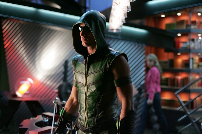 Smallville - Season 6 - Rage - Photos - Justin Hartley, Erica Durance