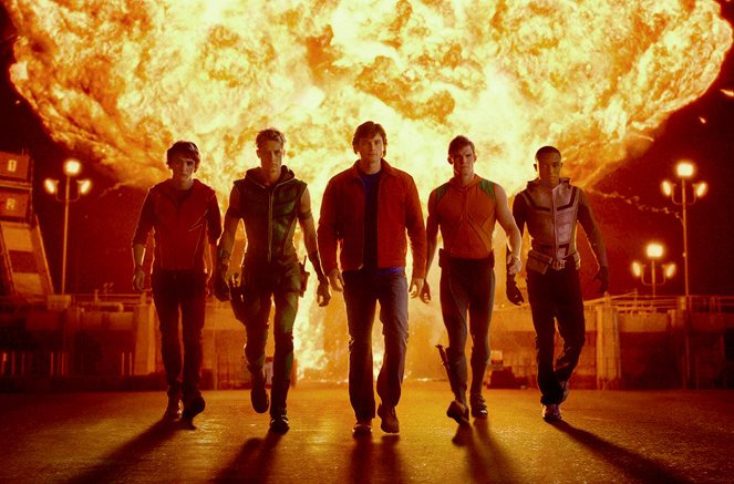 Smallville - Spolek spravedlivých - Z filmu - Kyle Gallner, Justin Hartley, Tom Welling, Alan Ritchson, Lee Thompson Young