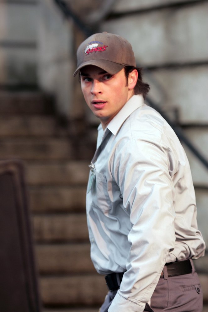 Smallville - Labyrinth - Photos - Tom Welling