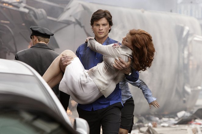 Smallville - Season 8 - Plastique - Photos - Tom Welling, Cassidy Freeman