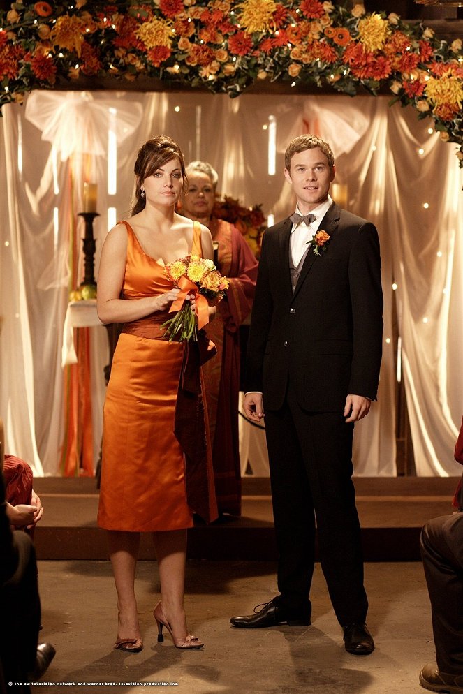 Smallville - Bride - Filmfotók - Erica Durance, Aaron Ashmore