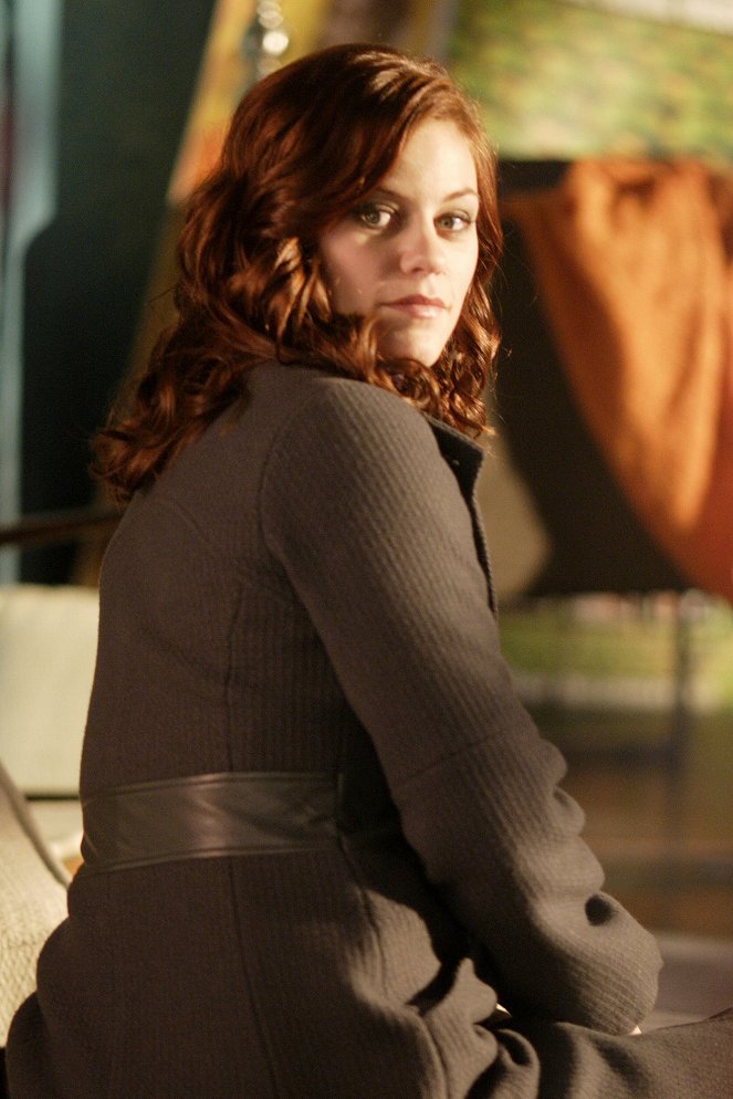 Smallville - Season 8 - Power - Photos - Cassidy Freeman