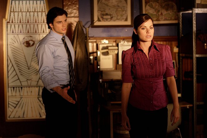 Tajemnice Smallville - Infamous - Z filmu - Tom Welling, Erica Durance