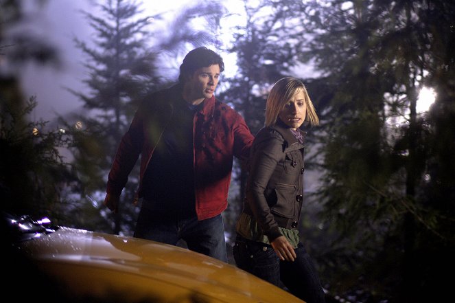 Smallville - Infamous - Photos - Tom Welling, Allison Mack