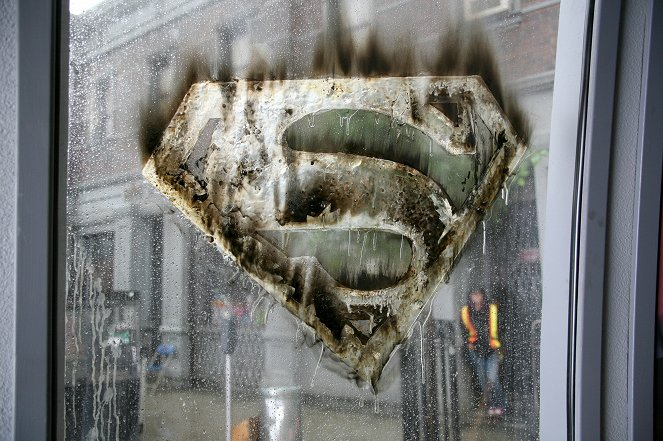 Smallville - Savior - Photos