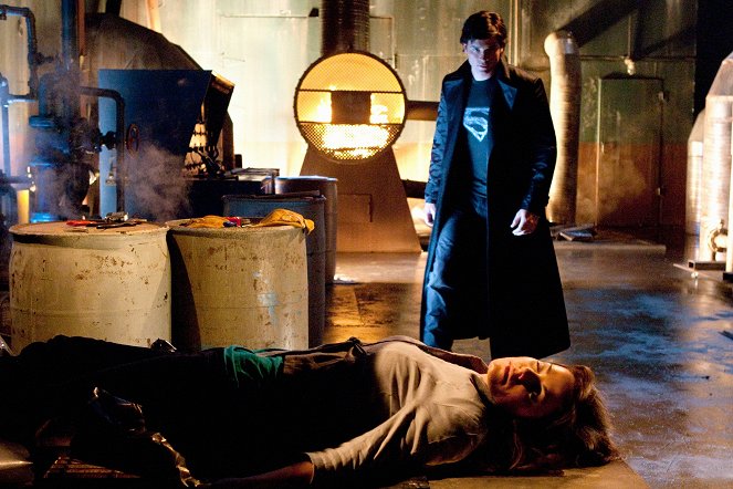 Smallville - Season 9 - Metallo - Filmfotos - Tom Welling, Erica Durance