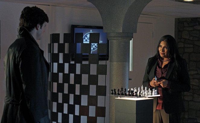 Smallville - Checkmate - Photos - Tom Welling, Pam Grier