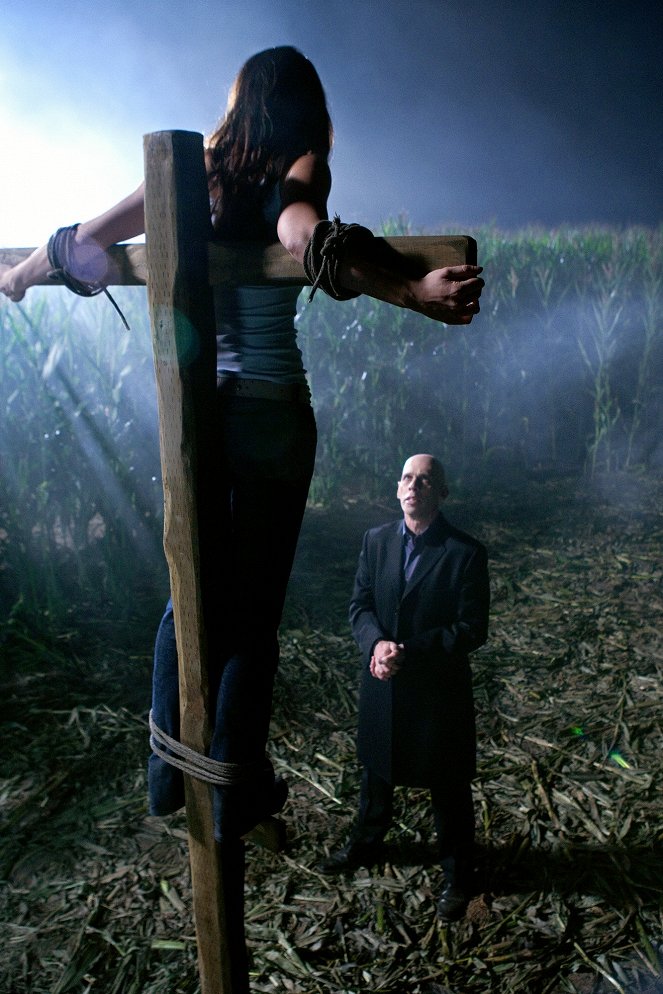 Smallville - Season 10 - Lazarus - Kuvat elokuvasta - Erica Durance, Mackenzie Gray