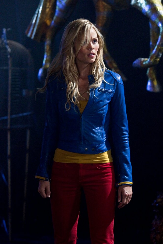 Smallville - Supergirl - Do filme - Laura Vandervoort