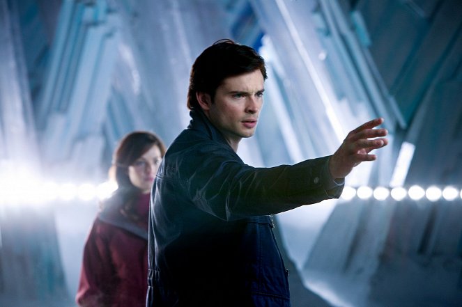 Smallville - Season 10 - Abandoned - Photos - Tom Welling