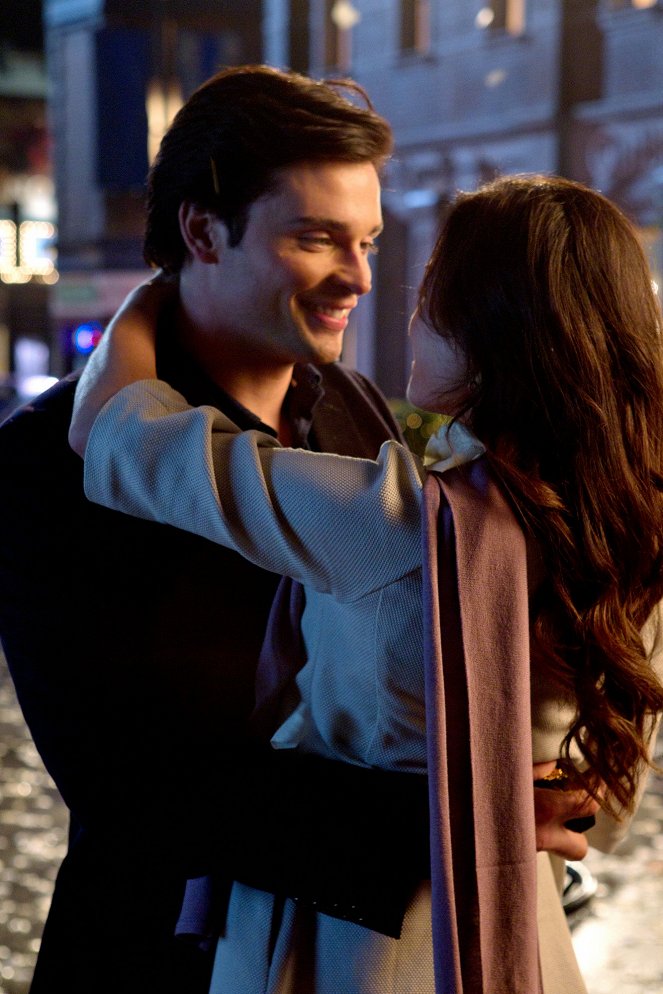 Smallville - Icarus - Photos - Tom Welling, Erica Durance