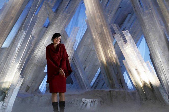 Smallville - Season 10 - Prophezeiung - Filmfotos - Erica Durance