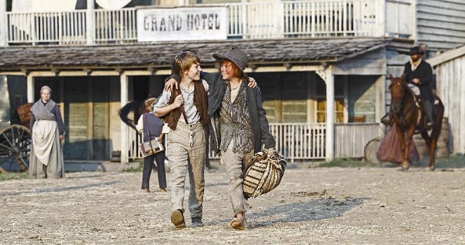 Die Abenteuer des Huck Finn - Filmfotos - Louis Hofmann, Leon Seidel