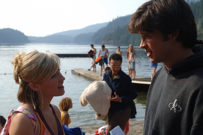 Smallville - Aqua - Kuvat kuvauksista - Allison Mack, Tom Welling