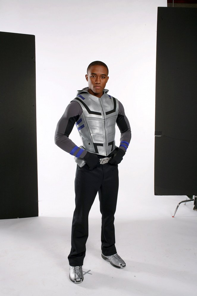 Smallville - Justice - De filmagens - Lee Thompson Young