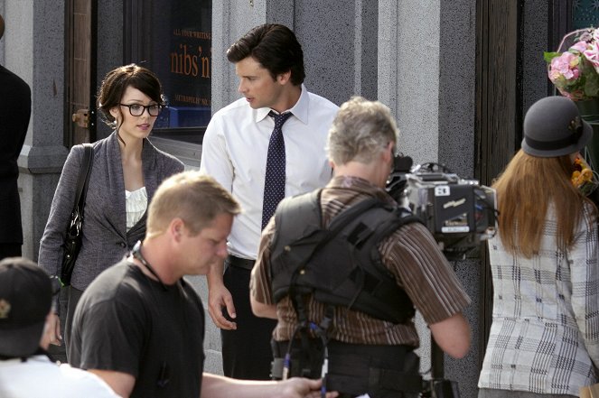 Smallville - Season 10 - Der Zweifel - Dreharbeiten - Laura Vandervoort, Tom Welling