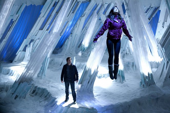 Smallville - Season 10 - Abandoned - Making of - Tom Welling, Erica Durance