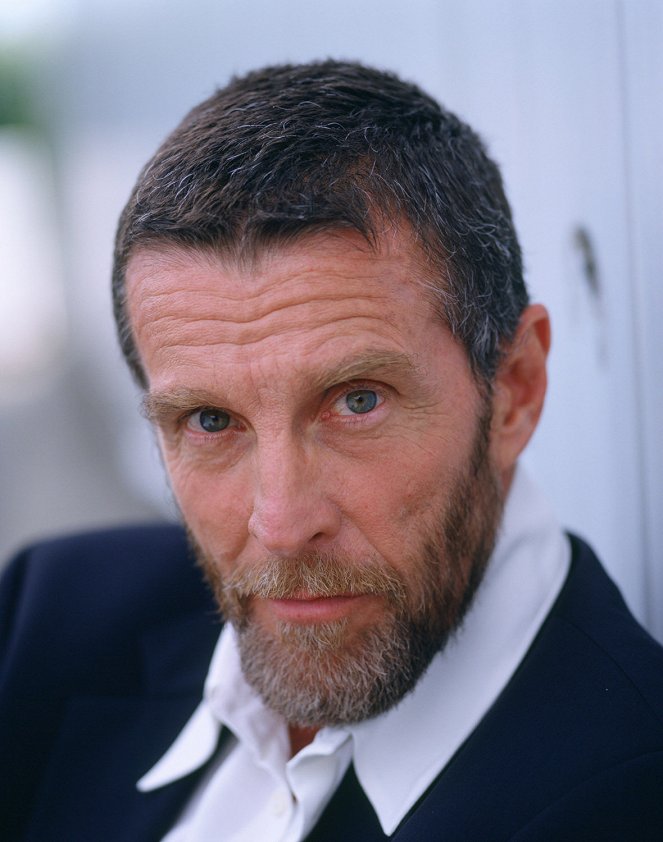 Smallville - Season 4 - Promokuvat - John Glover