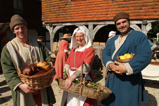 Tudor Monastery Farm - De la película