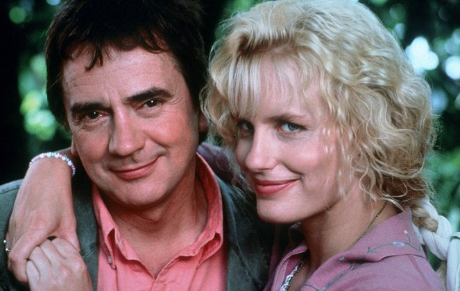 Crazy People - Promokuvat - Dudley Moore, Daryl Hannah