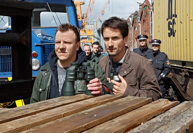 Tatort - Season 42 - Stille Wasser - Photos - Ronald Kukulies, Oliver Mommsen