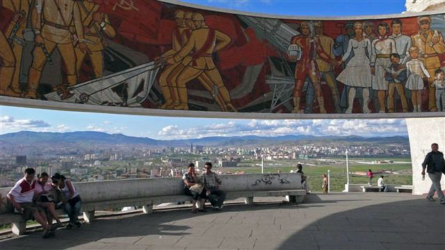 Na cestě - Na cestě po Ulánbátaru - Kuvat elokuvasta