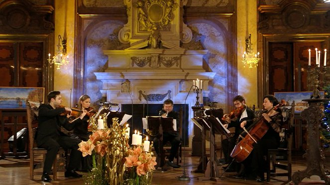 Vánoční koncert z Valdštejnského paláce - Kuvat elokuvasta