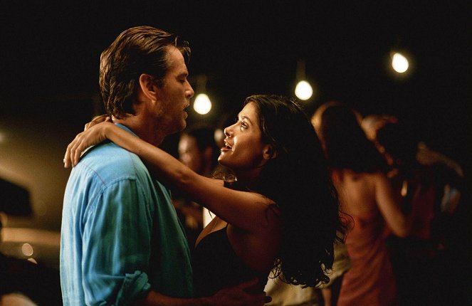 After the Sunset - Keikka Bahamalla - Kuvat elokuvasta - Pierce Brosnan, Salma Hayek