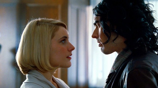 Arthur - Kuvat elokuvasta - Greta Gerwig, Russell Brand