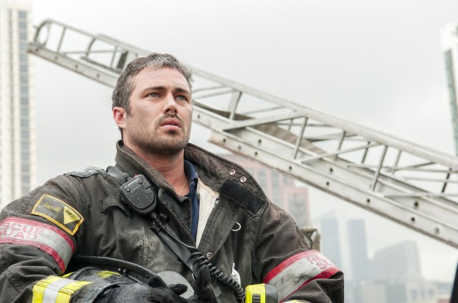 Chicago Fire - Mon Amour - Filmfotos - Taylor Kinney