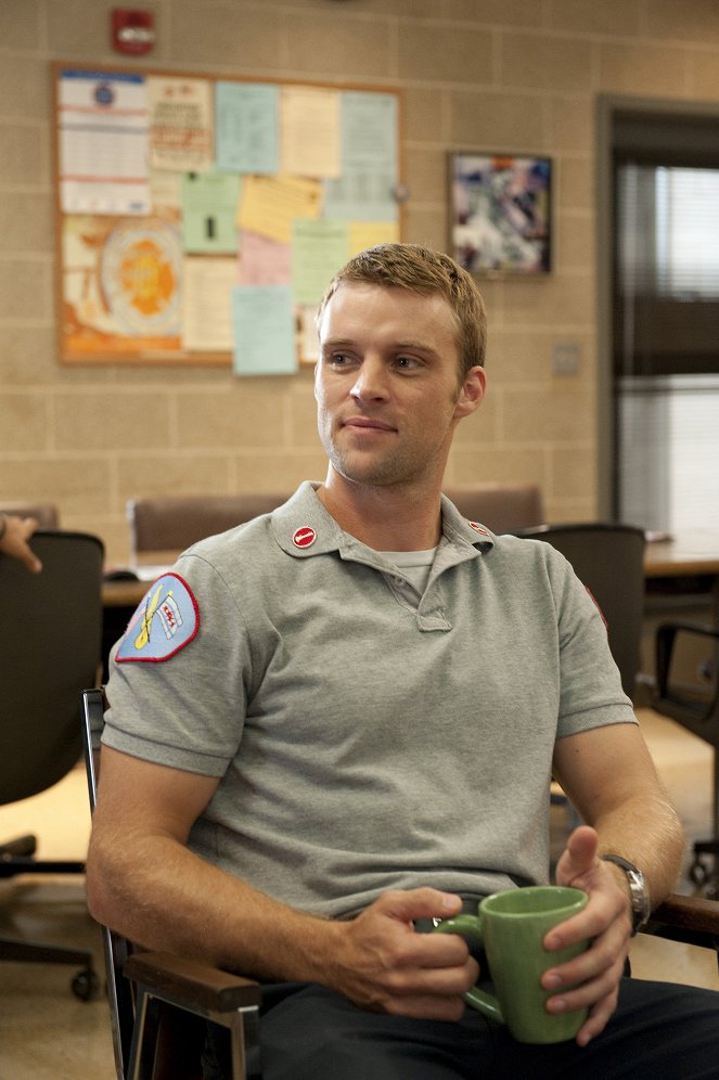 Chicago Fire - Hanging On - Photos - Jesse Spencer