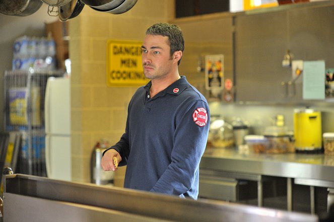 Chicago Fire - Ainsi soient-ils - Film - Taylor Kinney