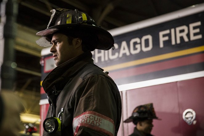 Chicago Fire - Ambicja - Z filmu - Taylor Kinney