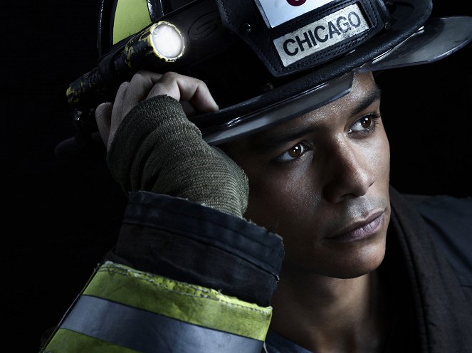 Chicago Fire - Season 2 - Werbefoto - Charlie Barnett